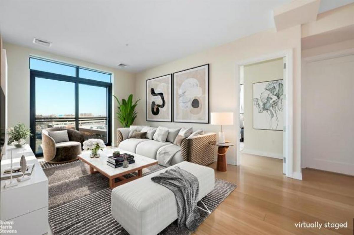 Picture of Apartment For Sale in Yonkers, New York, United States