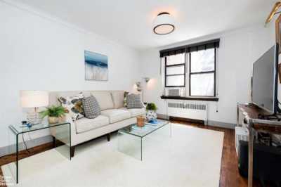 Apartment For Sale in Chelsea, New York