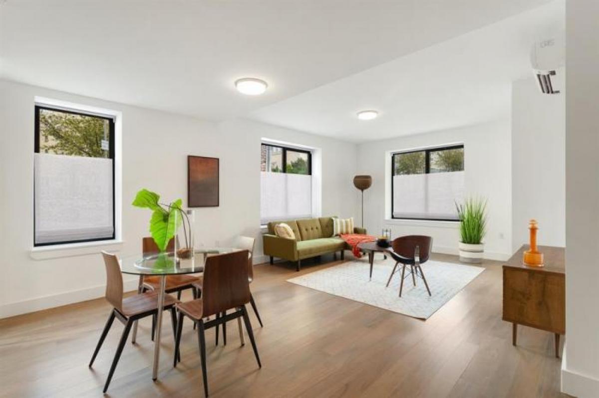 Picture of Apartment For Sale in Harlem, New York, United States