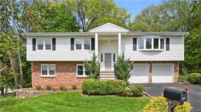 Home For Sale in Tarrytown, New York