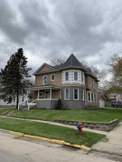 Home For Sale in Ashton, Illinois