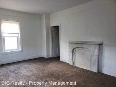 Apartment For Rent in 