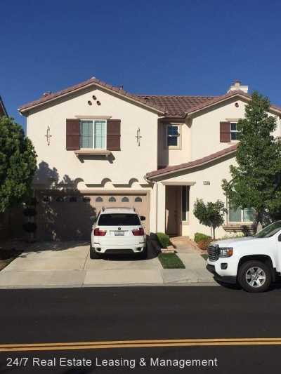 Home For Rent in Santa Clarita, California