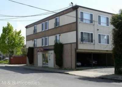 Apartment For Rent in Redwood City, California