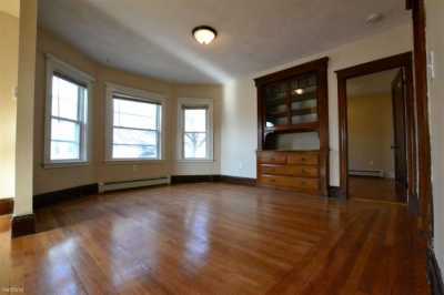 Apartment For Rent in Newton, Massachusetts