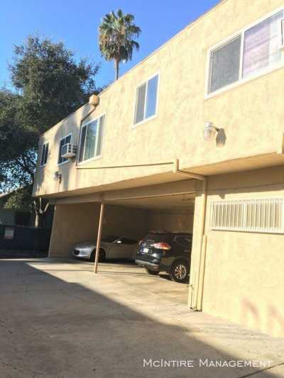 Apartment For Rent in Pasadena, California