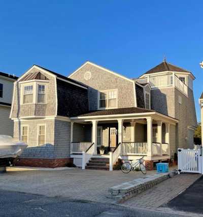 Home For Sale in Brick, New Jersey