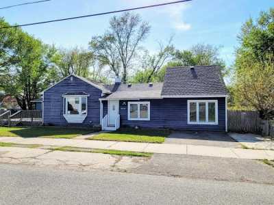 Home For Sale in Holland, Michigan