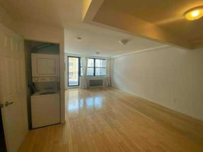 Apartment For Rent in Long Island City, New York
