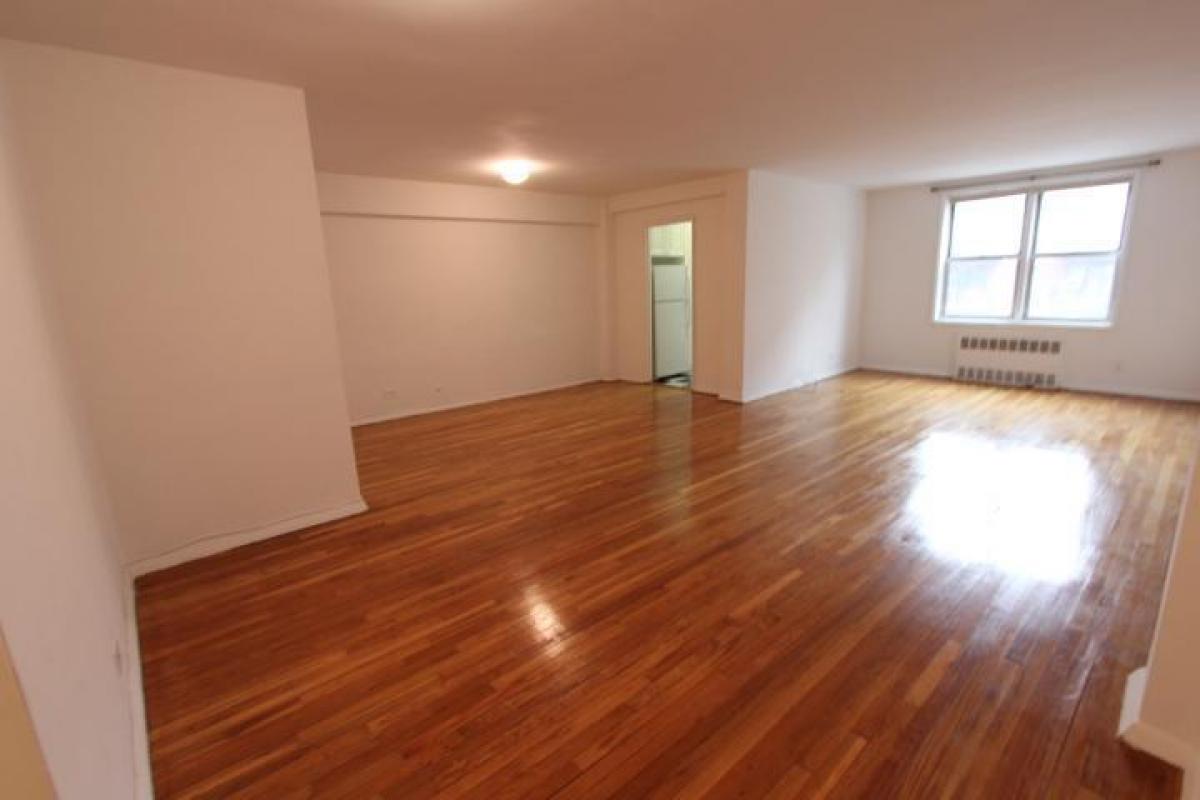 Picture of Apartment For Rent in Forest Hills, New York, United States