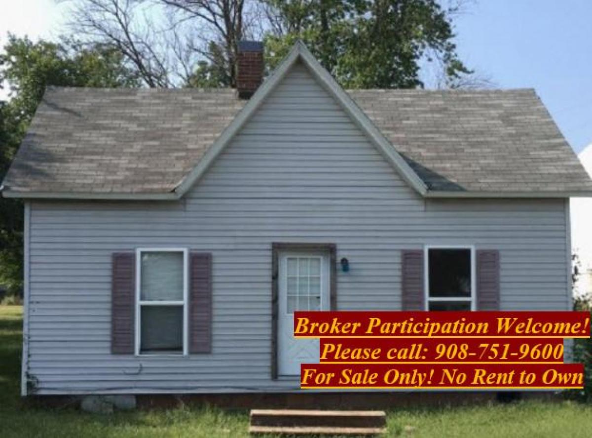 Picture of Home For Sale in Farina, Illinois, United States