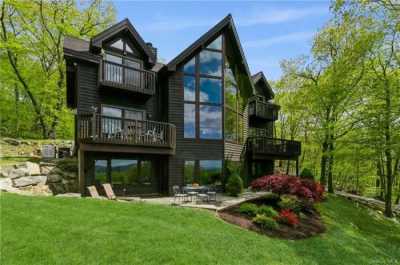 Home For Sale in Garrison, New York