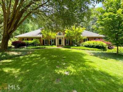 Home For Sale in Fayetteville, Georgia
