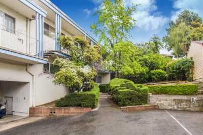 Condo For Rent in Oakland, California