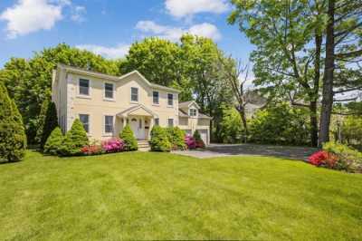 Home For Sale in Larchmont, New York
