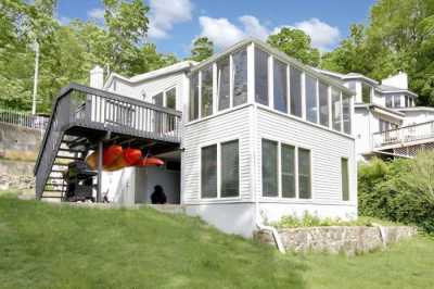 Home For Sale in Mohegan Lake, New York