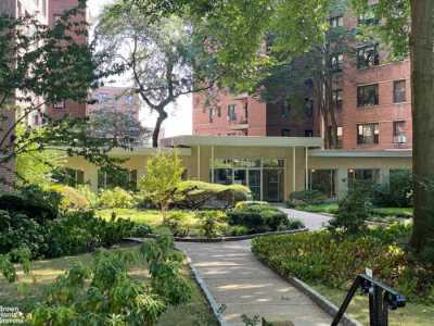 Apartment For Sale in Spuyten Duyvil, New York