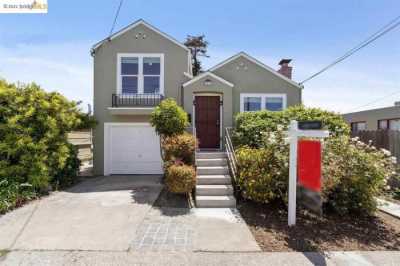 Home For Sale in Richmond, California