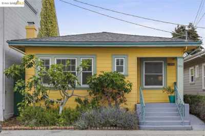 Home For Sale in Berkeley, California