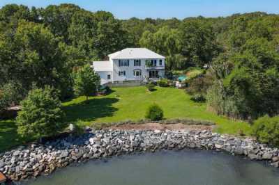 Home For Sale in Shady Side, Maryland
