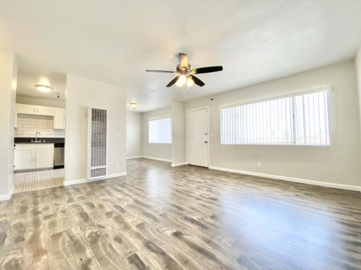 Picture of Apartment For Rent in Hawthorne, California, United States