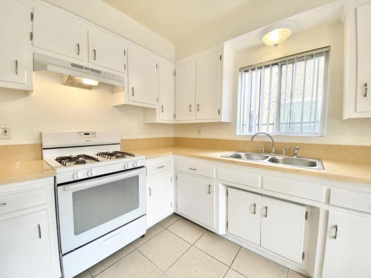 Picture of Apartment For Rent in Hawthorne, California, United States