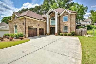 Home For Sale in Brookhaven, Georgia
