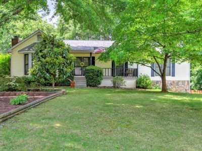 Home For Sale in Woodstock, Georgia