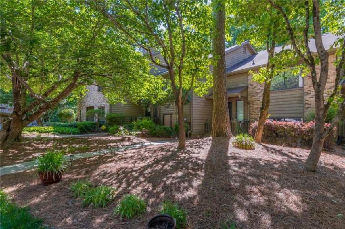 Picture of Home For Sale in Brookhaven, Georgia, United States