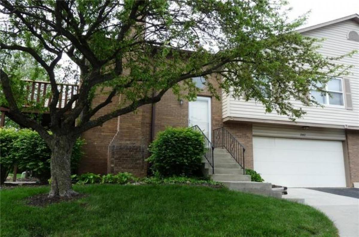 Picture of Condo For Sale in Indianapolis, Indiana, United States