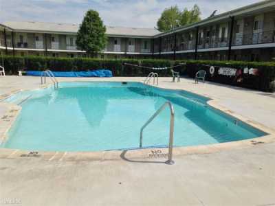 Apartment For Rent in Roseville, Michigan