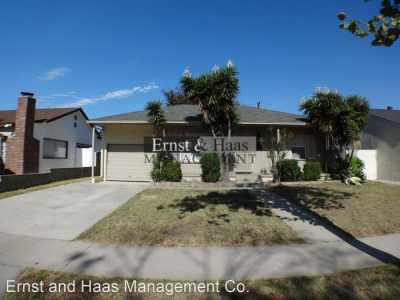 Home For Rent in Lakewood, California