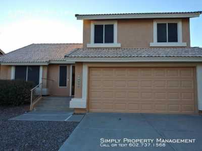 Home For Rent in Glendale, Arizona