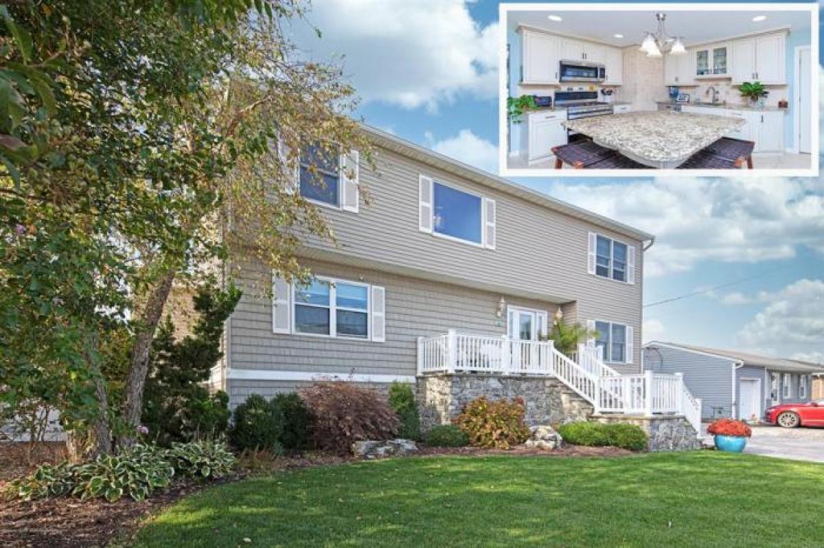 Picture of Home For Sale in Brick, New Jersey, United States