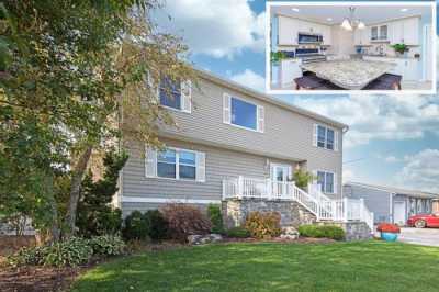 Home For Sale in Brick, New Jersey