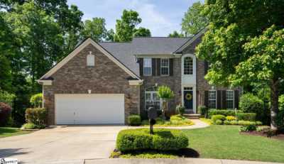 Home For Sale in Simpsonville, South Carolina