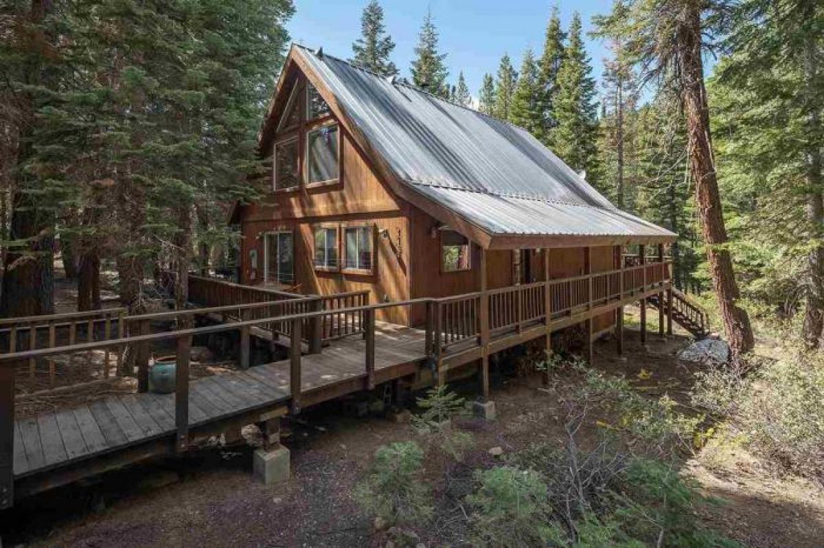 Picture of Home For Sale in Tahoe Vista, California, United States
