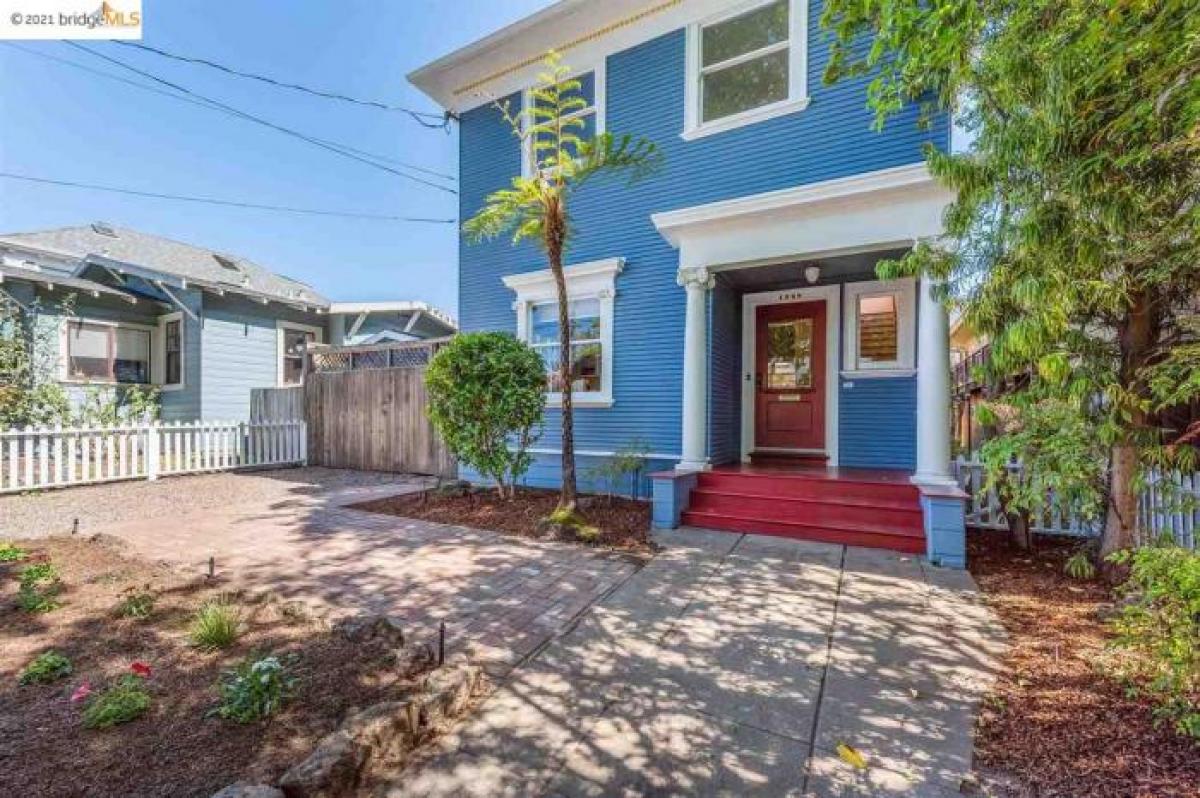 Picture of Home For Sale in Berkeley, California, United States