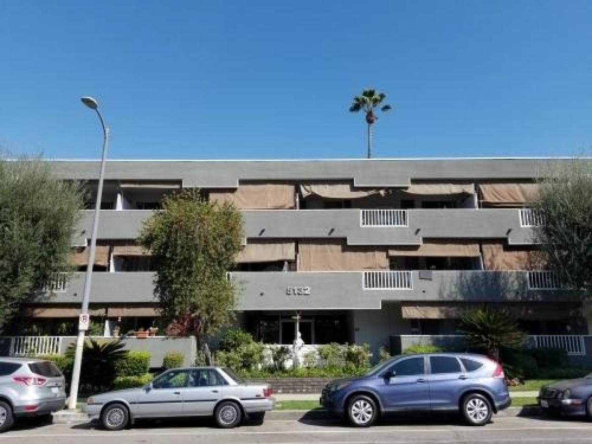 Picture of Condo For Rent in Encino, California, United States