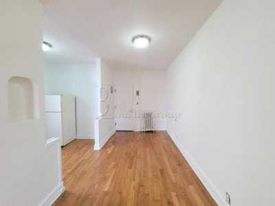 Apartment For Rent in Queens, New York