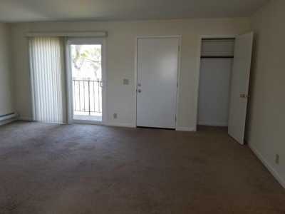 Apartment For Rent in Half Moon Bay, California