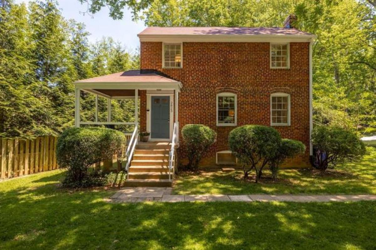 Picture of Home For Sale in Arlington, Virginia, United States