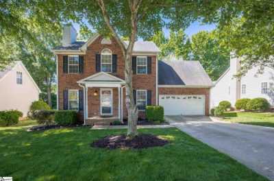Home For Sale in Simpsonville, South Carolina