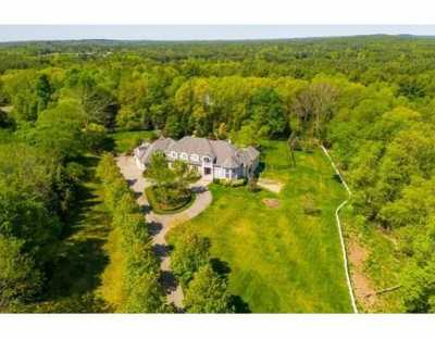 Home For Sale in Topsfield, Massachusetts