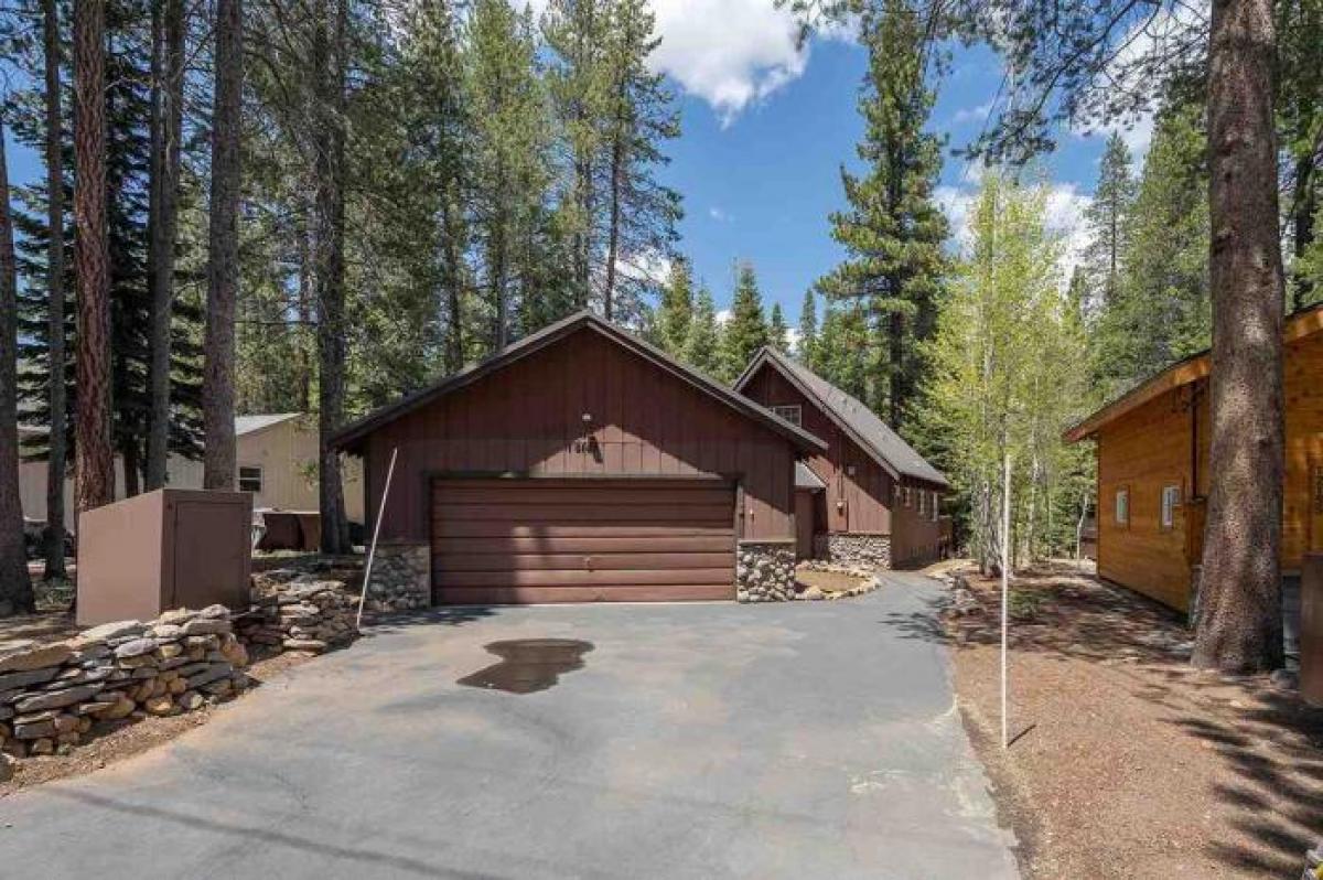 Picture of Home For Sale in Truckee, California, United States