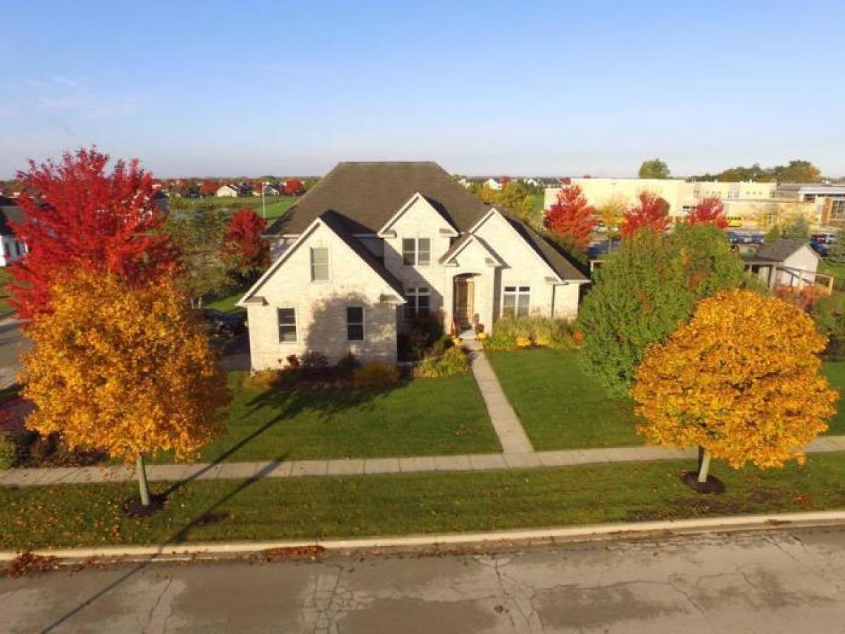 Picture of Home For Sale in Sycamore, Illinois, United States