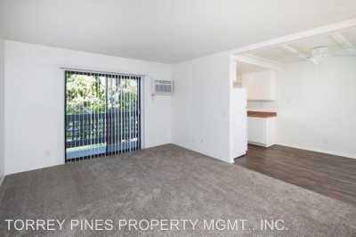 Apartment For Rent in La Mesa, California