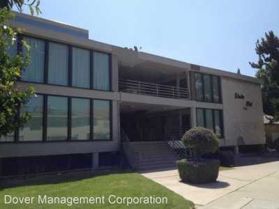 Apartment For Rent in Burbank, California