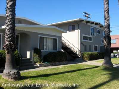 Apartment For Rent in Glendale, California