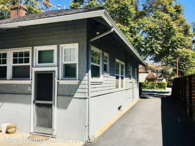 Apartment For Rent in 